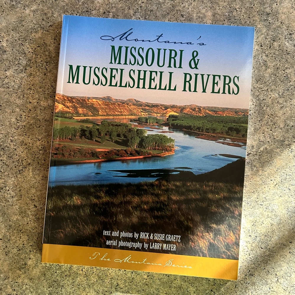 📕Vintage Montana’s Missouri & Musselshell Rivers [Graetz] Western Decor Book
